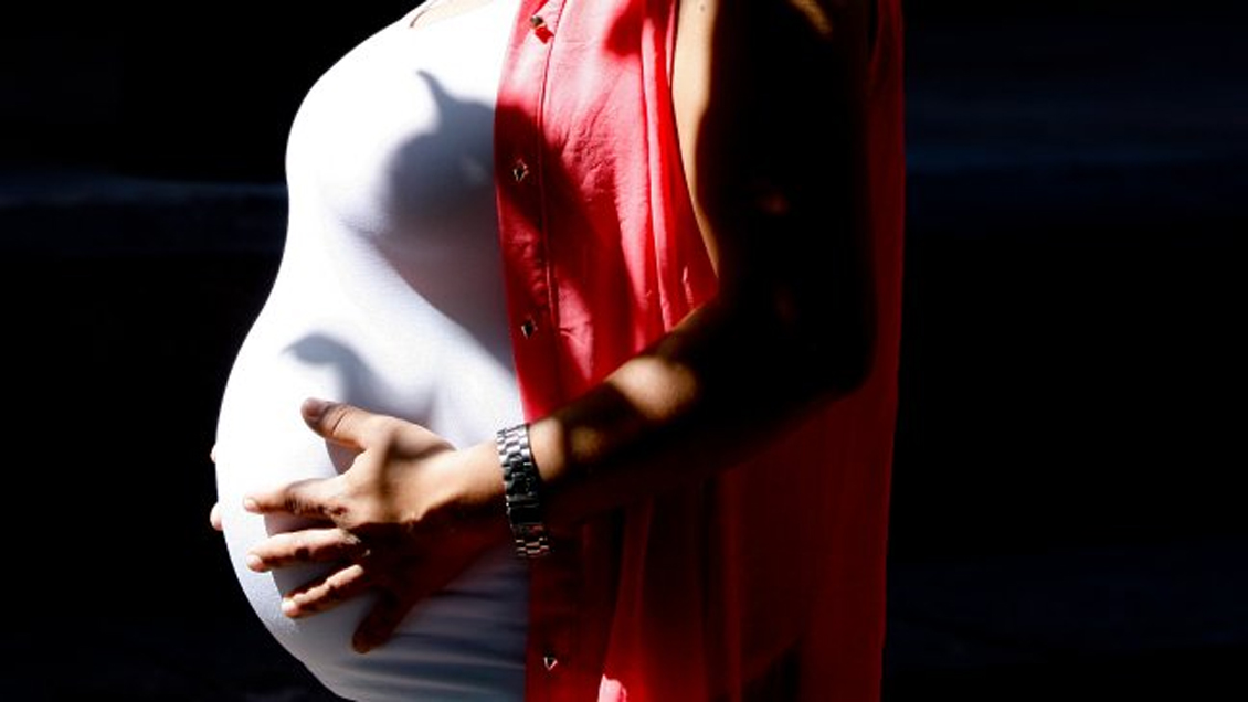 Polémica por instituto chino que mandaba a las profesoras embarazadas al campo