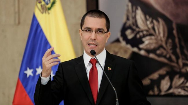 Canciller venezolano: EEUU trata de 