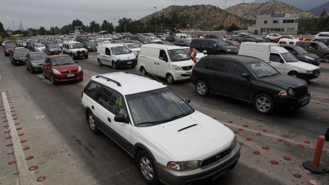 Autopistas llamaron a conductores a salir de madrugada para evitar tacos por Fiestas Patrias