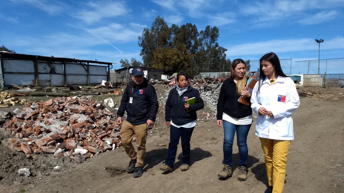 Abren sumario sanitario contra chillanejo que mantenía basurero clandestino