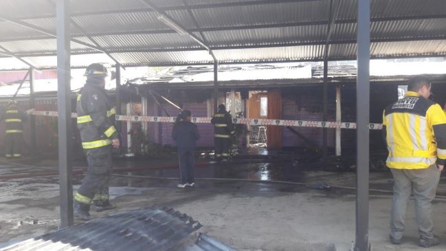 Ñuble: Incendio en escuela rural de Pinto obligó a evacuar a alumnos
