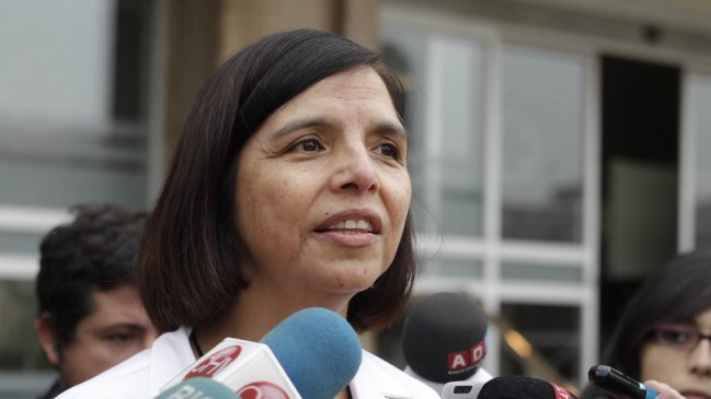 Directora del Servicio de Salud Metropolitano tiene una condena por negligencia médica