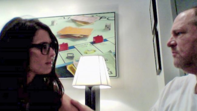 Sale a la luz uno de los ataques sexuales de Harvey Weinstein