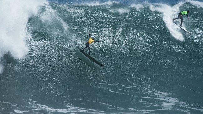  Chilenos ganaron emblematico torneo de surf en Punta de Lobos  