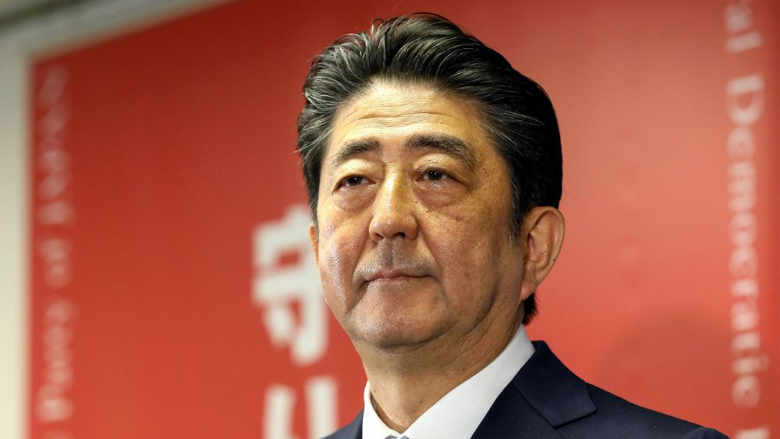 Japón: Partido gobernante reeligió al primer ministro Shinzo Abe como su líder