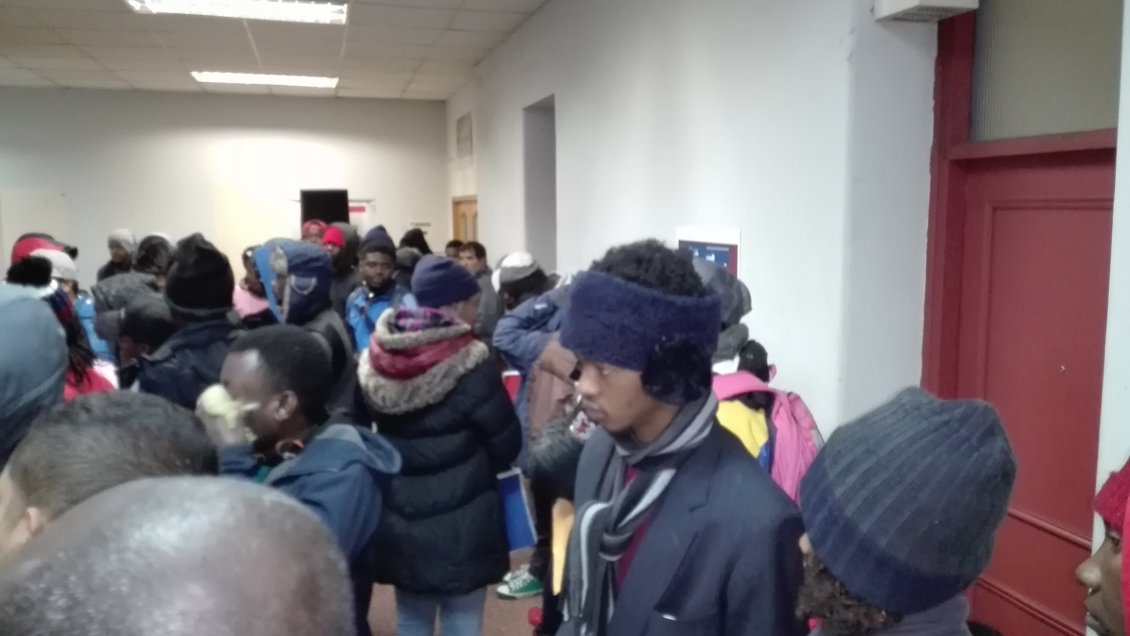 Haitianos podrán pedir certificados de antecedentes en Puerto Montt este viernes y sábado