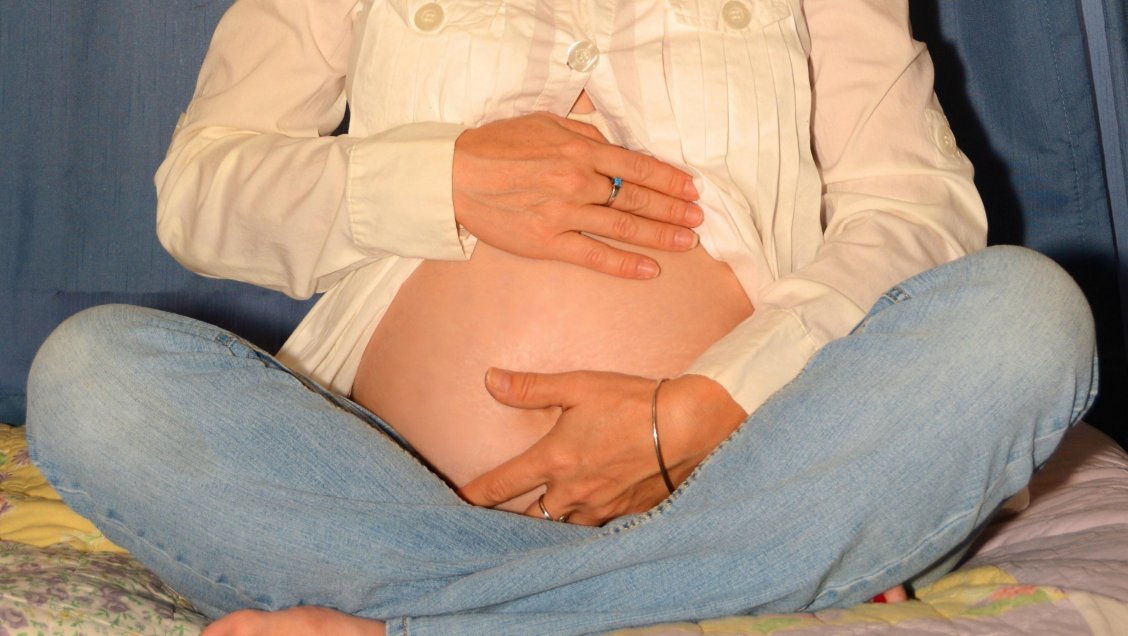 Hospital tendrá que pagar 90 millones a padres de nonato fallecido