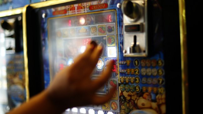 Casinos en alerta por eventual legalización de máquinas tragamonedas