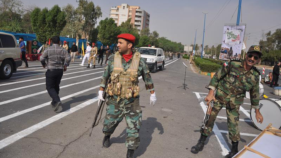 Irán: Al menos 24 muertos en atentado contra un desfile militar