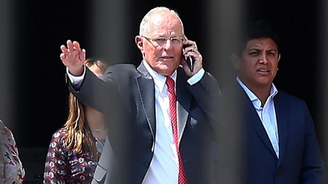 Fiscal general investiga a Kuczynski por presunta compra de votos