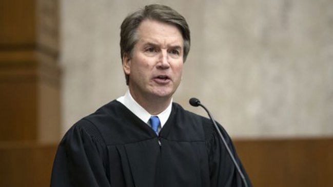 Presunta víctima de Kavanaugh accedió a testificar ante el Senado de EEUU