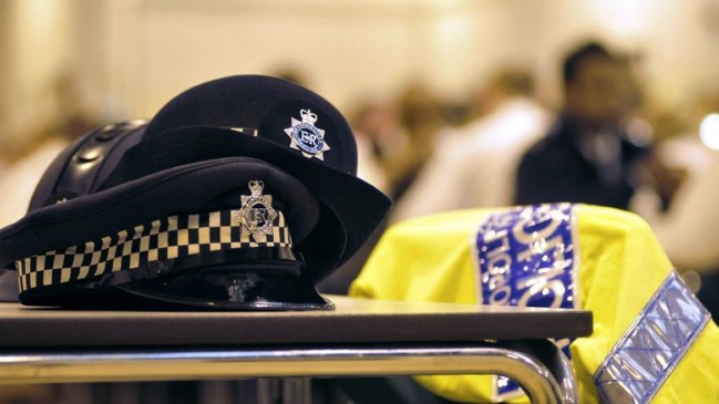 Detienen a hombre que portaba un arma en el palacio de Buckingham