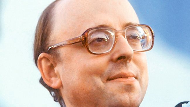 Diputados rechazaron proyecto que buscaba eliminar alusiones a Jaime Guzmán