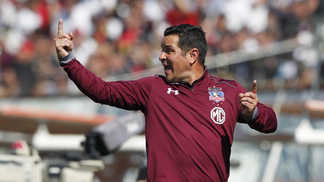 Lucas Barrios no entrenó con normalidad y Tapia preparó alternativas para el clásico con la UC