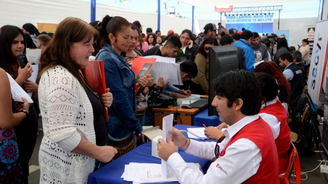 Cerca de 5.000 personas llegaron a la Feria de Empleo de Alto Hospicio