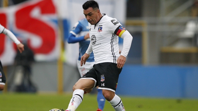 Se encendió la alarma en Colo Colo: Esteban Paredes salió con molestias del clásico con la UC