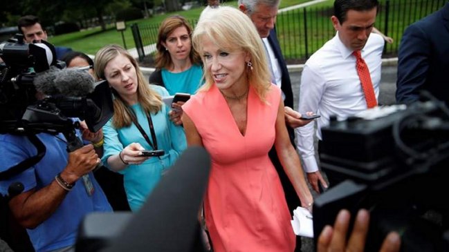 Asesora de Trump reveló ser una víctima de abusos sexuales