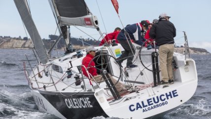  Caleuche ganó la Regata Apertura en Algarrobo  