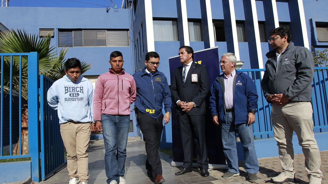 Expulsan a 19 extranjeros que cumplían penas en cárceles de Tarapacá