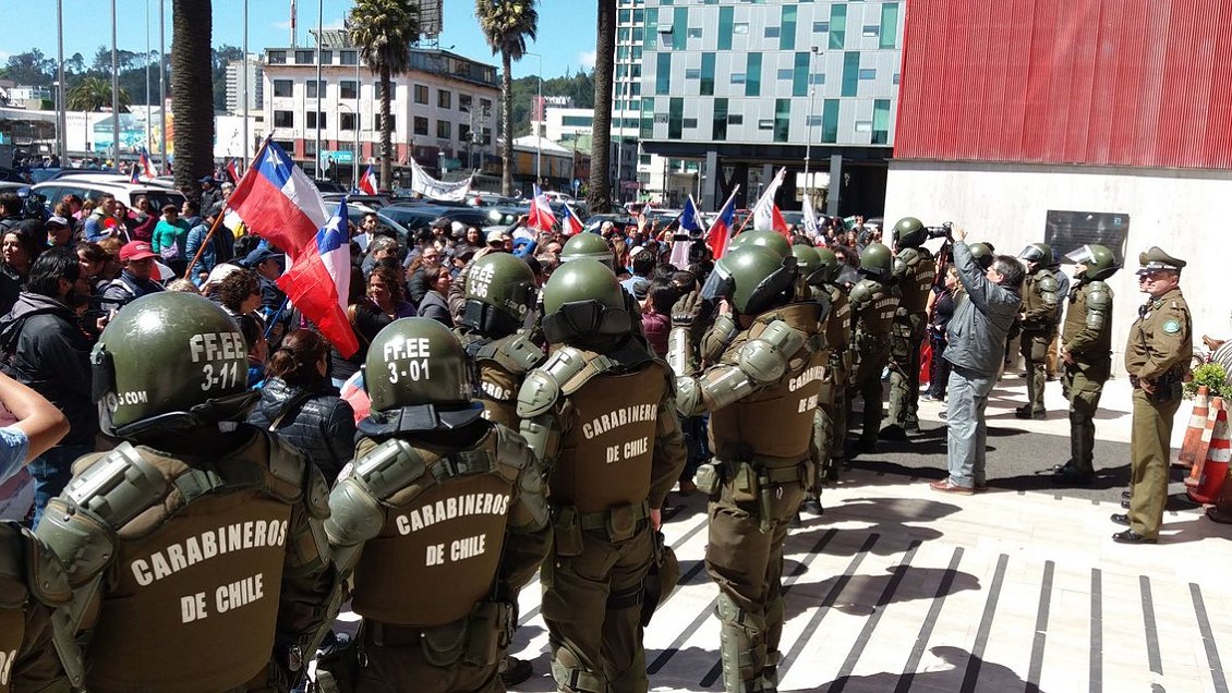 Miles de trabajadores rodearon Intendencia del Biobío