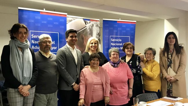 Mes del Adulto Mayor contempla diversas actividades en Punta Arenas