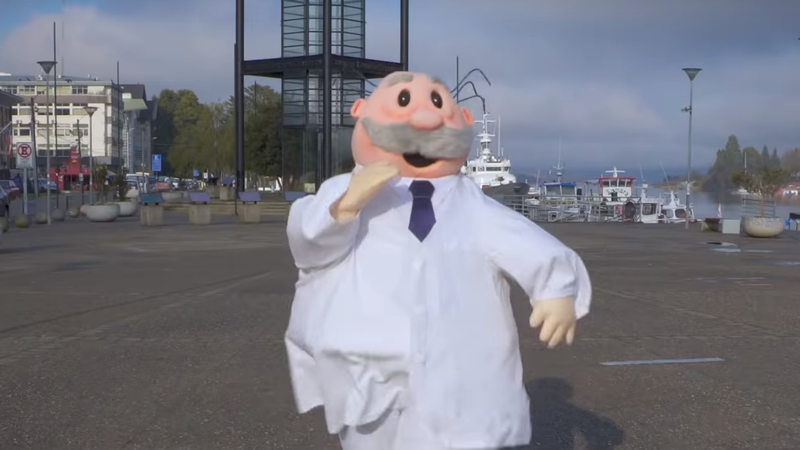 Dr. Simi no pudo patentar su frase más famosa