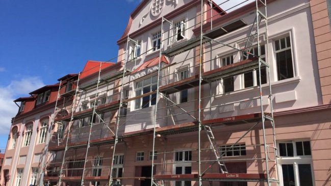 Universidad Austral presentó restauración de fachada de su casa central