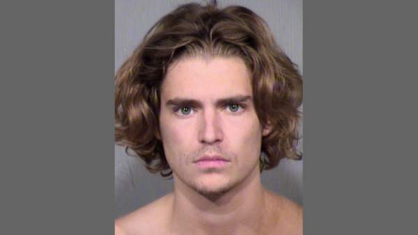 Hijo de Jean-Claude Van Damme sentenciado a 18 meses de libertad condicional