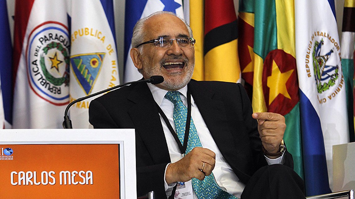 Carlos Mesa fue invitado a ser candidato presidencial