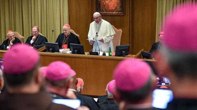 Iglesia Católica reflexiona si aún es exigible castidad prematrimonial