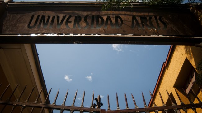 Más de mil estudiantes de la Universidad Arcis retoman sus clases a fin de mes