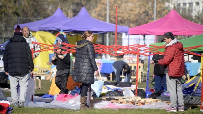 Familias de toma en Villa Los Jardines de Ñuñoa serán desalojadas de albergue