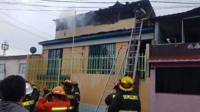 Incendio consumió dos casas en sector norte de Antofagasta