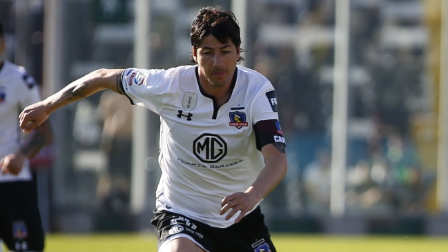 Leonardo Véliz: Tapia intenta mantener la armonía, pero tiene a Valdés que es una manzanita podrida