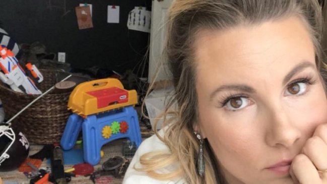 La criticaron por no arreglarse como lo hacía antes de ser mamá y su notable respuesta se viralizó