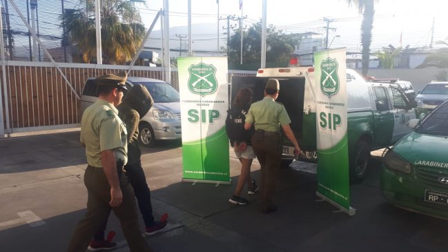 Iquique: Hombre y mujer fueron detenidos en el momento justo en que asaltaban a un transeúnte