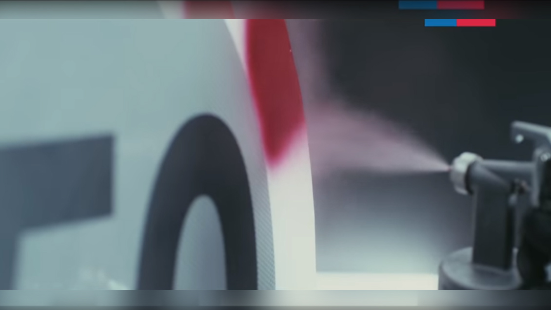 Señales de tránsito pintadas con sangre: La campaña de Conaset contra el exceso de velocidad