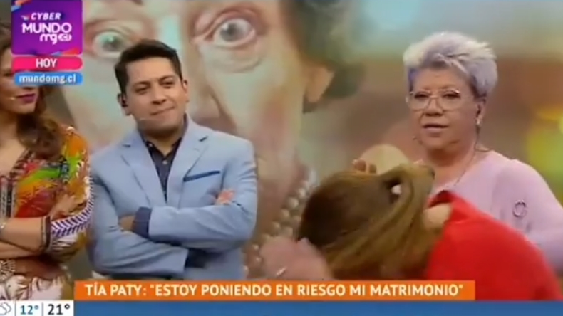 Patricia Maldonado empujó en vivo a Karla Constant en 