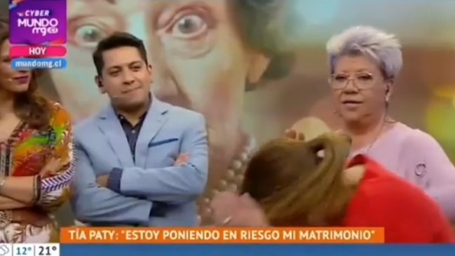 Patricia Maldonado empujó en vivo a Karla Constant en 