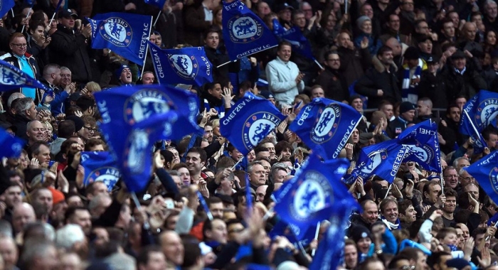 La medida de Chelsea para combatir el racismo y el antisemitismo de sus hinchas