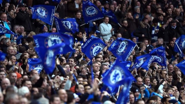 La medida de Chelsea para combatir el racismo y el antisemitismo de sus hinchas