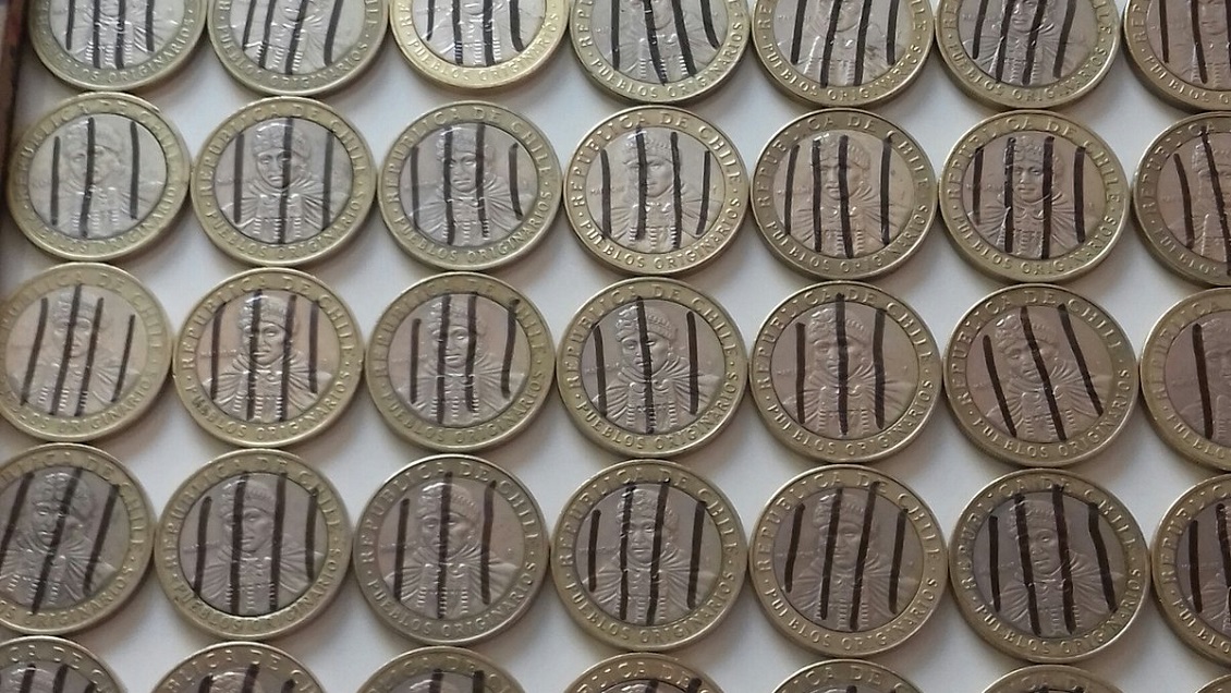 La protesta con monedas de 100 pesos que toma fuerza en redes sociales