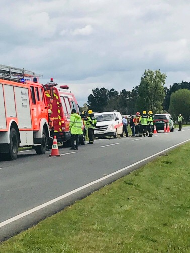 Conductor falleció tras volcar su camioneta en las cercanías de Frutillar