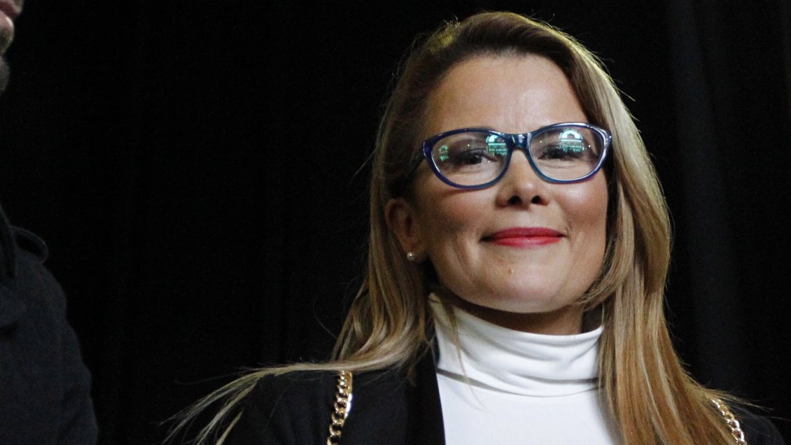 Concejales recurrirán a Contraloría por regalos recibidos por alcaldesa Cathy Barriga