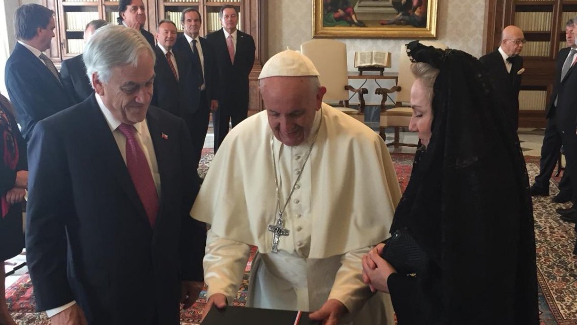 El Presidente Piñera se reunió con el papa Francisco en el Vaticano