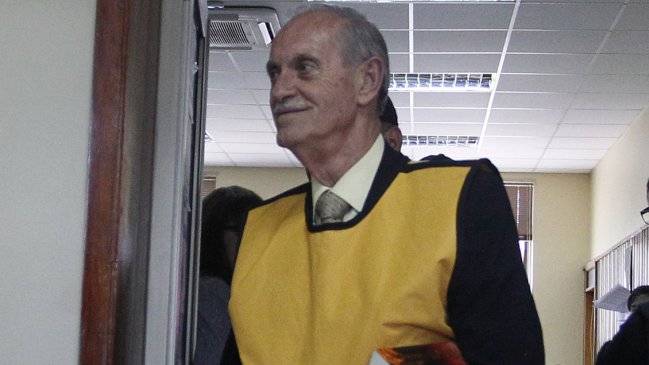 Ejército se defiende: No fue un homenaje a Krassnoff