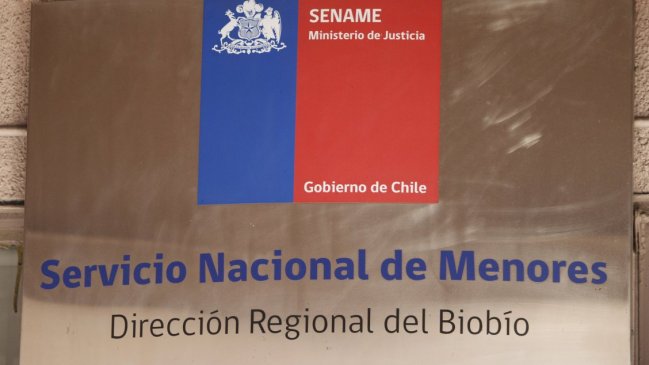 Sename inició investigación interna en caso de menores que consumieron vidrio en Coronel