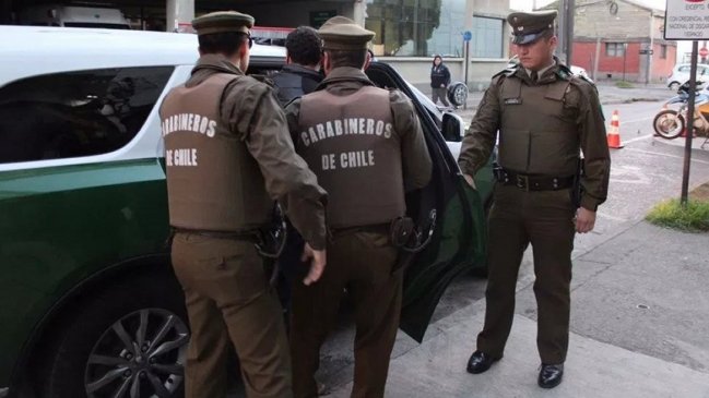 Sujetos con máscaras de payasos y armados asaltaron a camionero en Temuco