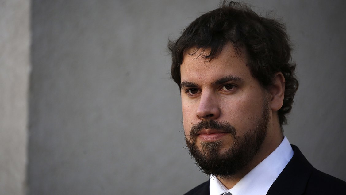 Jefe de Extranjería contra ONG pro migrantes: Prefieren la irregularidad porque justifica su rol