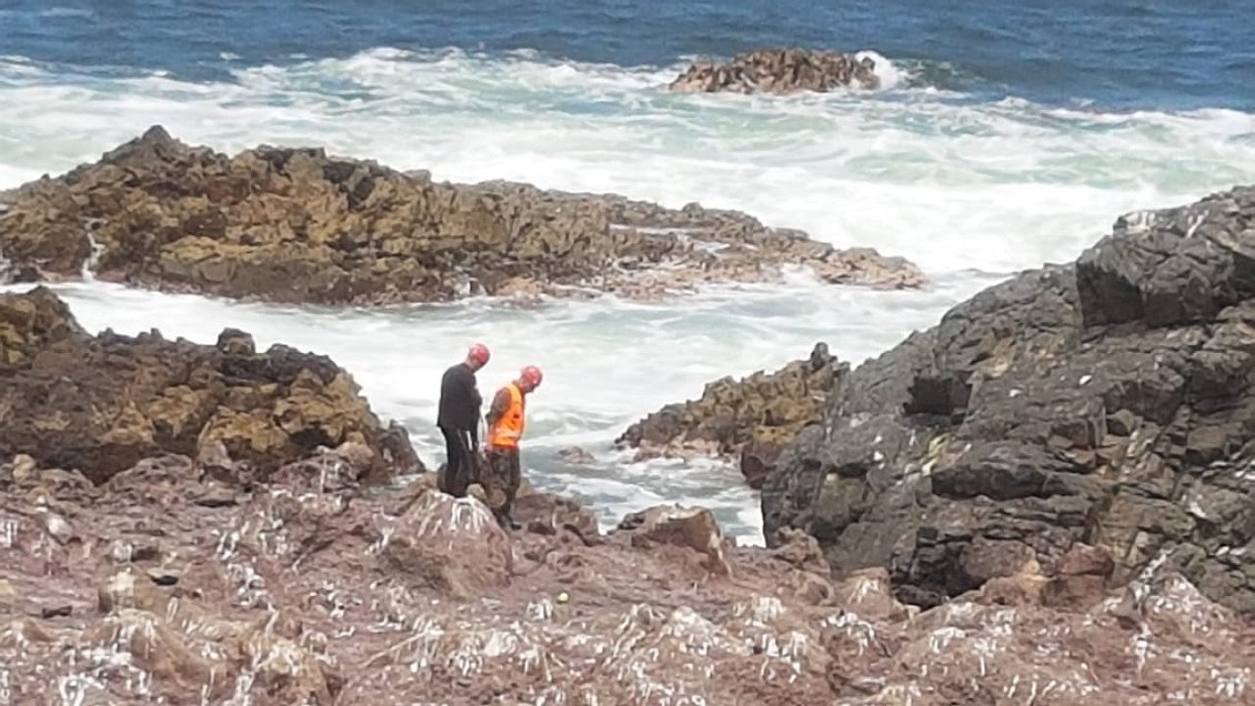 Encuentran cadáver en roqueríos de Antofagasta